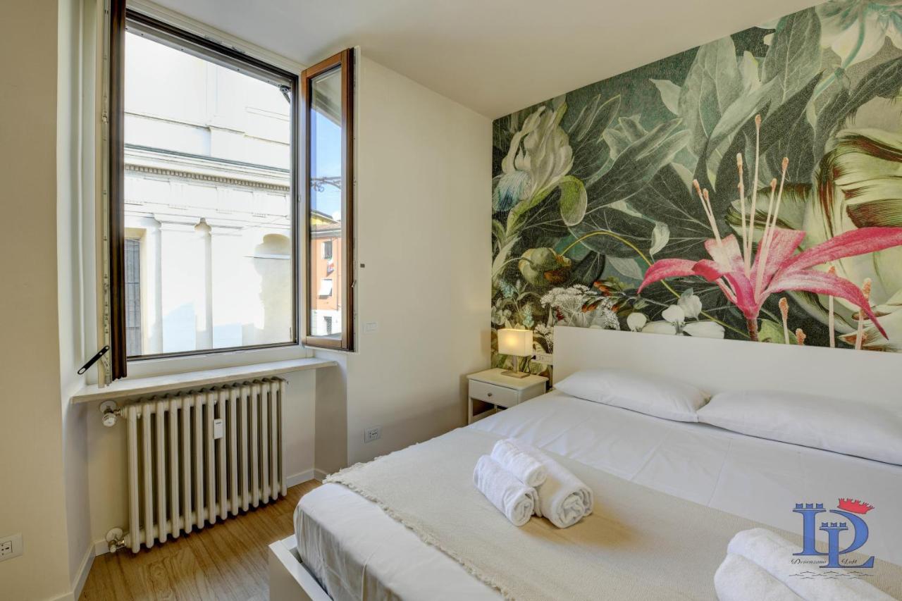 DesenzanoLoft DOM APARTMENT Desenzano del Garda Buitenkant foto