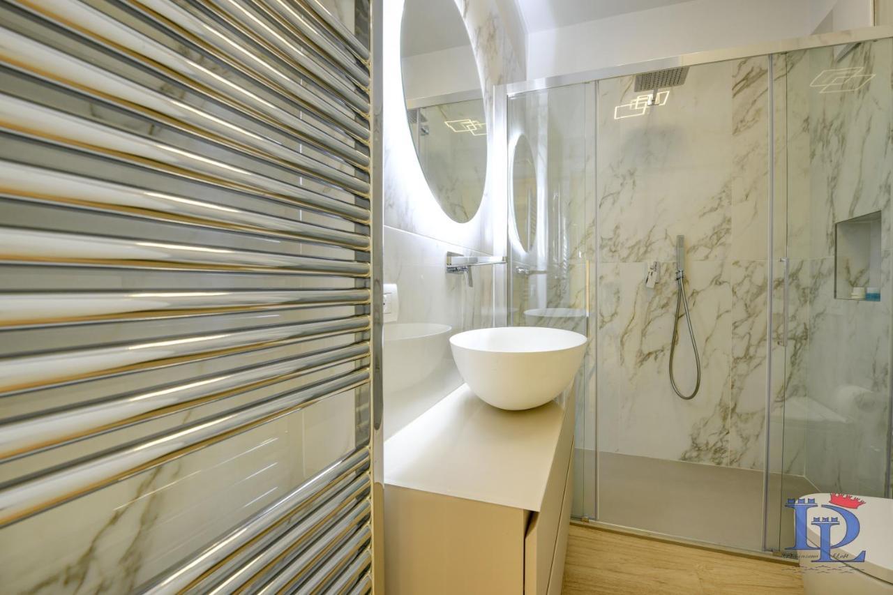 DesenzanoLoft DOM APARTMENT Desenzano del Garda Buitenkant foto