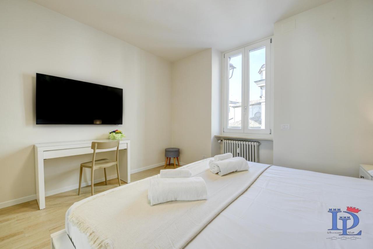 DesenzanoLoft DOM APARTMENT Desenzano del Garda Buitenkant foto